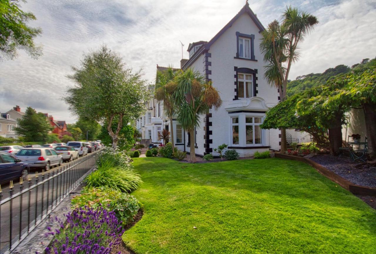 Holcombe House Guest House ランディドノー エクステリア 写真