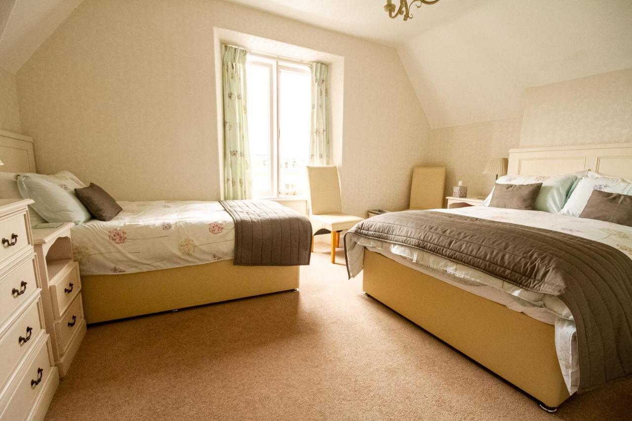 Holcombe House Guest House ランディドノー エクステリア 写真