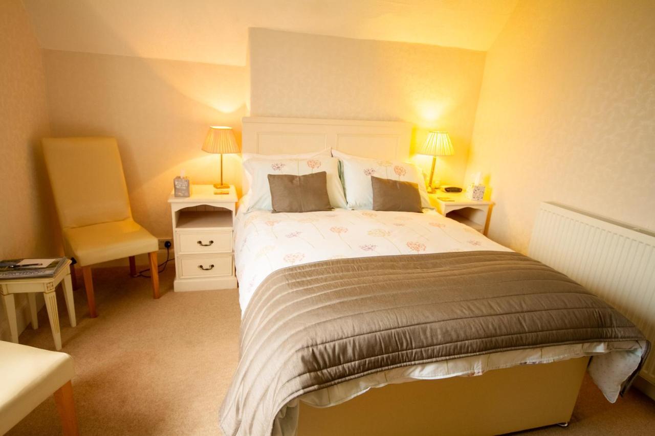 Holcombe House Guest House ランディドノー エクステリア 写真
