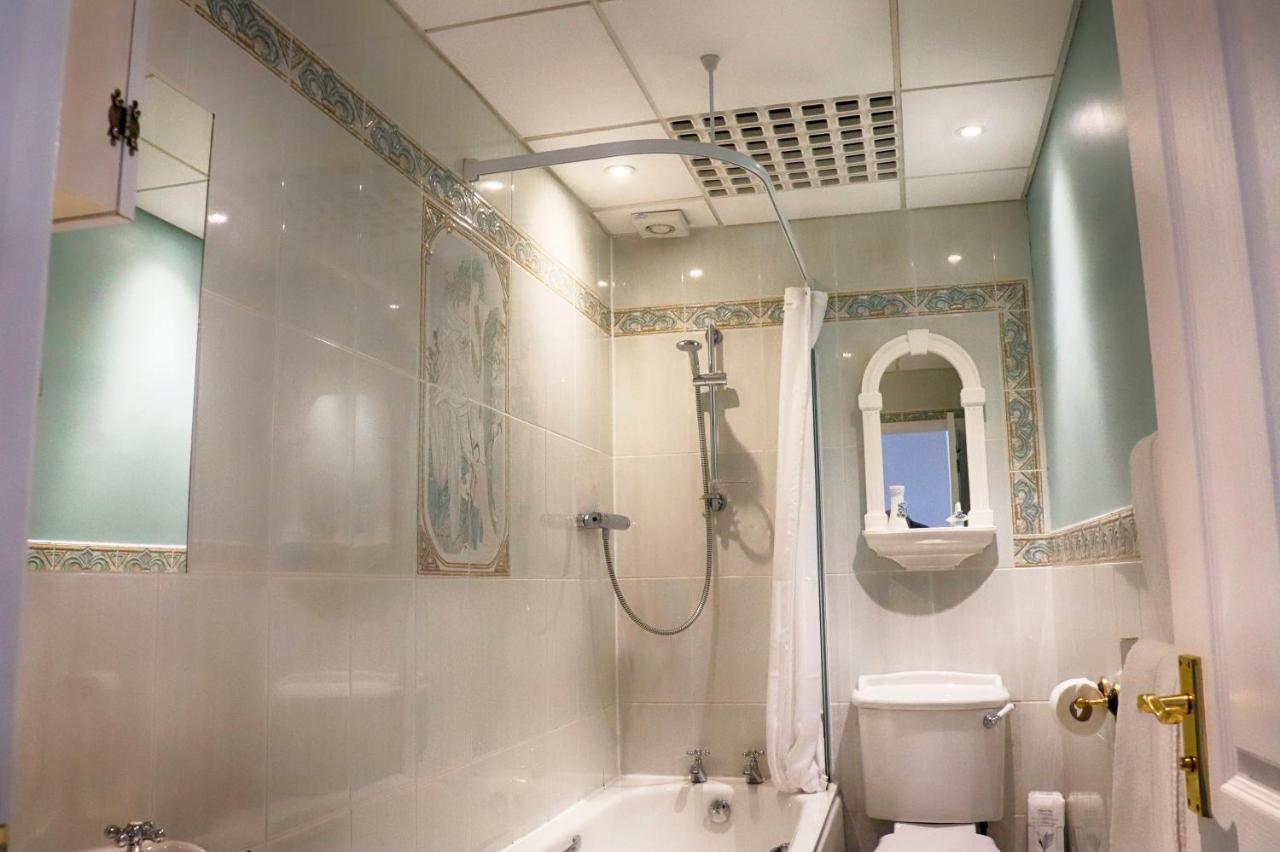 Holcombe House Guest House ランディドノー エクステリア 写真